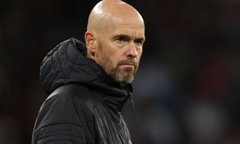 Ten Hag vỡ mộng với Ronaldo