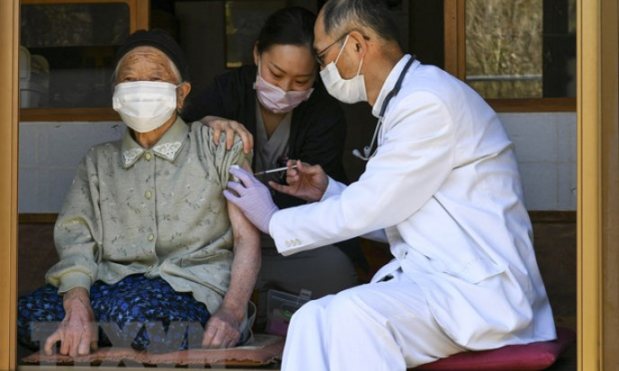 Nhật Bản trả trợ cấp cho ca tử vong đầu tiên do tiêm vaccine COVID-19