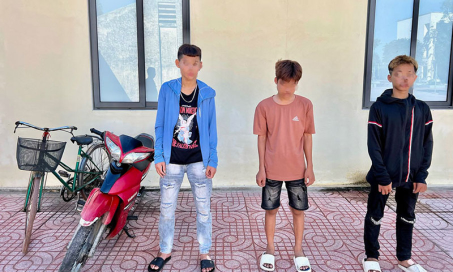 Gây tai nạn rồi đổi người điều khiển xe và bỏ trốn