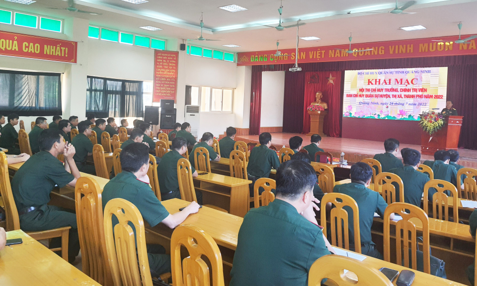 Khai mạc Hội thi chỉ huy trưởng, chính trị viên BCH Quân sự huyện, thị xã, thành phố năm 2022
