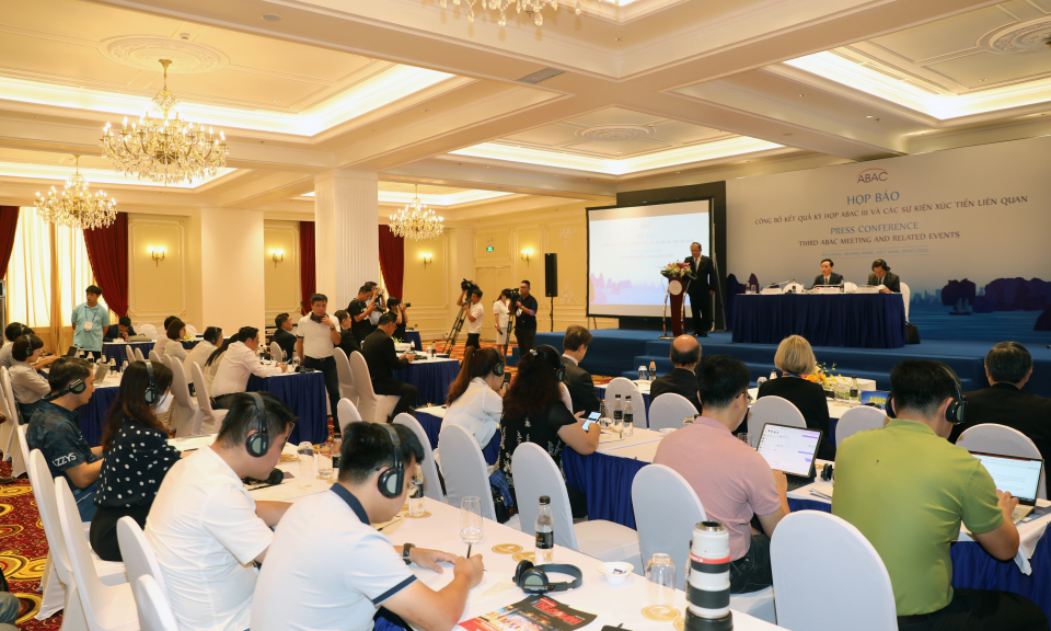 Họp báo thông tin kết quả Kỳ họp ABAC III