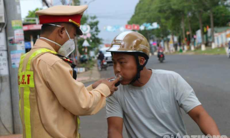 Quyết liệt xử lý “ma men”, cấm lãnh đạo can thiệp vào quá trình xử lý