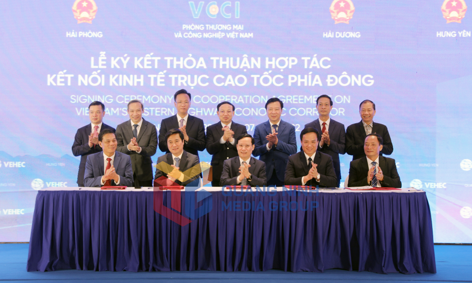 Hội nghị Xúc tiến đầu tư Quảng Ninh năm 2022 và Ký kết Thỏa thuận kết nối kinh tế trục cao tốc phía Đông, tháng 7-2022