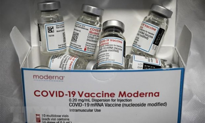 Mỹ đạt thỏa thuận mua vaccine đặc hiệu chống Omicron của Moderna