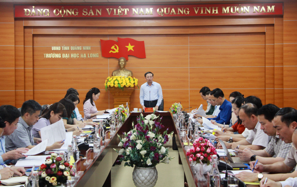 Đồng chí Nguyễn Xuân Ký, Bí thư Tỉnh ủy, Chủ tịch HĐND tỉnh, kết luận tại buổi làm việc.