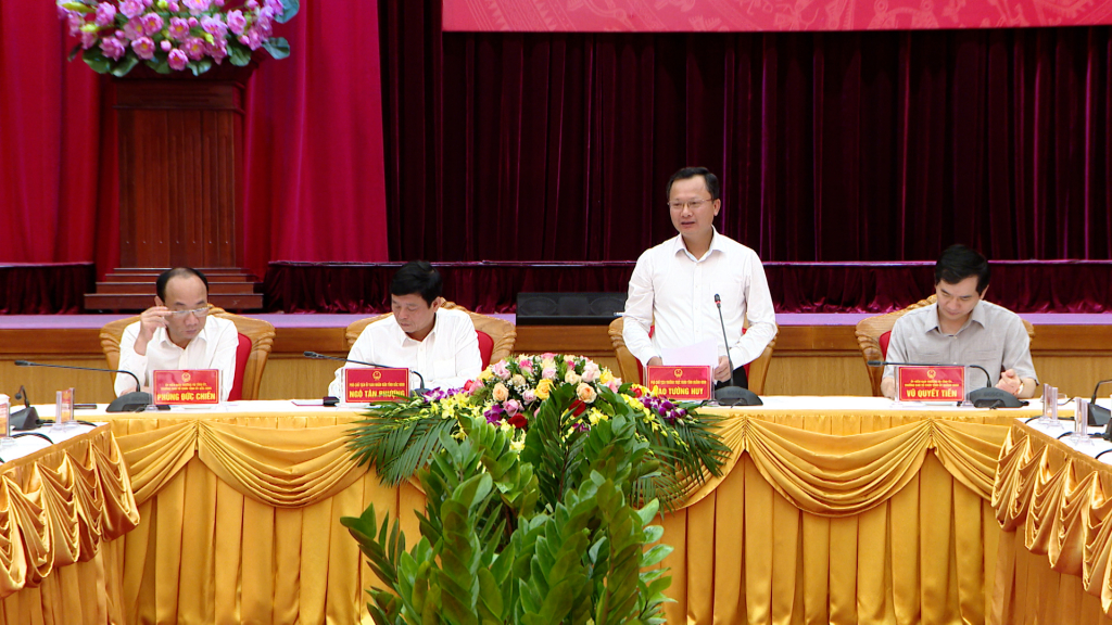 Đồng chí Cao Tường Huy, PCT Thường trực UBND tỉnh Quảng Ninh phát biểu tại buổi làm việc
