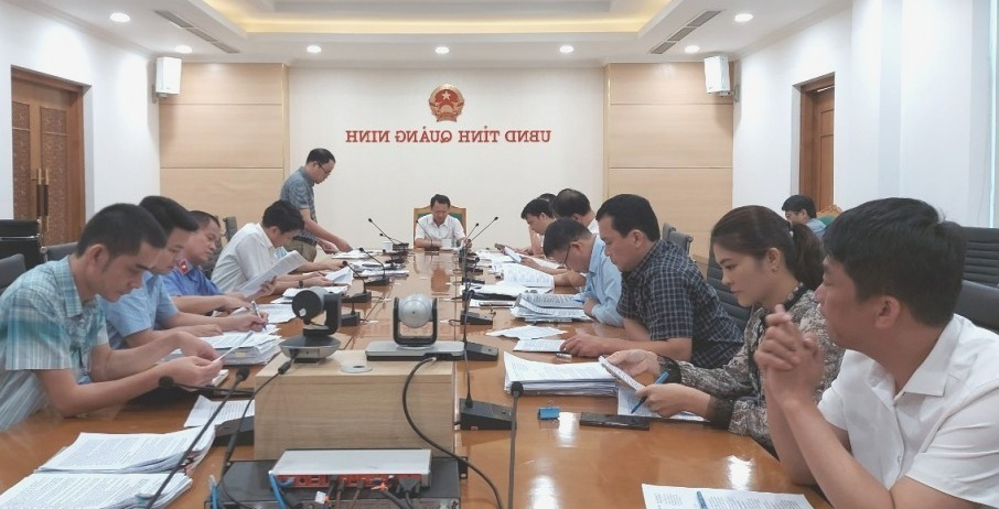 Hội đồng tư vấn giải quyết khiếu nại, tố cáo, kiến nghị tỉnh họp thống nhất kiến nghị giải quyết một số vụ việc khiếu nại của công dân.