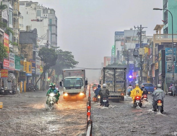 Khu vuc Bac Bo ngay nang dem mua, Nam Bo co mua rao va dong hinh anh 1