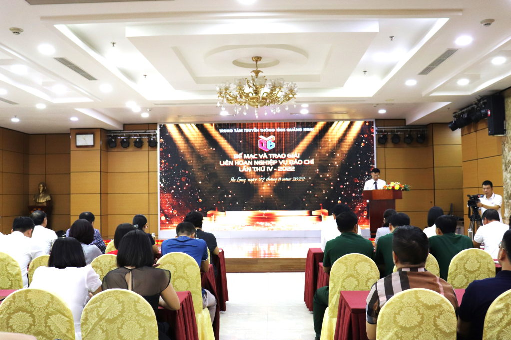 Khung cảnh Lễ trao giải và Bế mạc Liên hoan nghiệp vụ báo chí Quảng Ninh lần thứ 4 2022