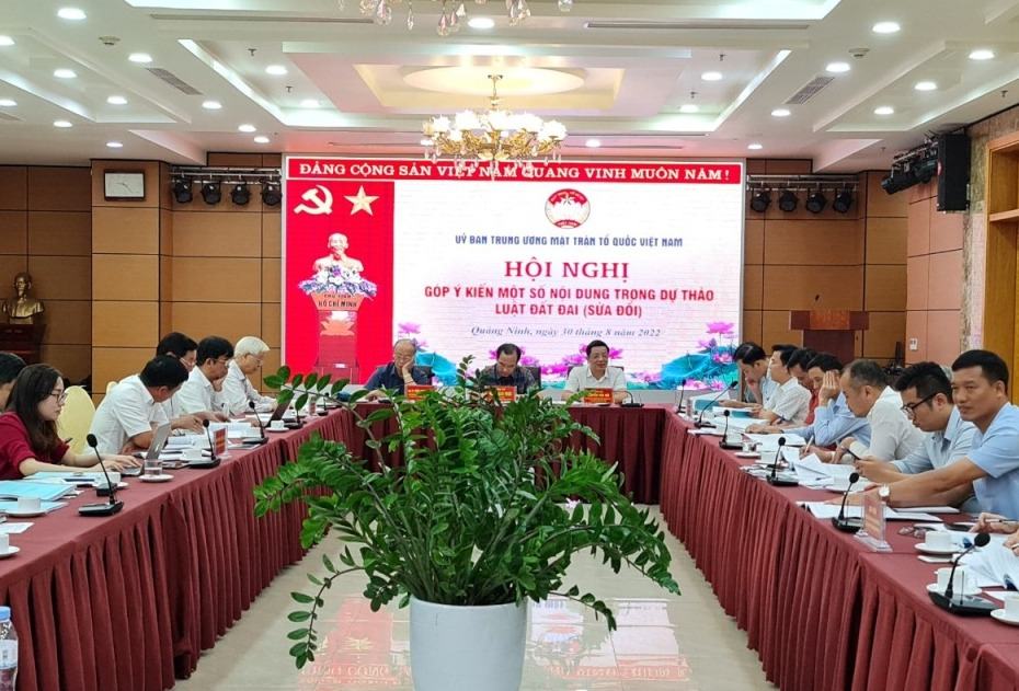 Quang cảnh hội nghị.