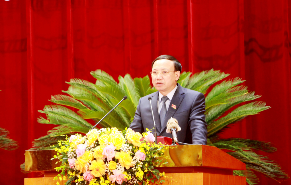 Đồng chí Nguyễn Xuân Ký, Ủy viên Trung ương Đảng, Bí thư Tỉnh ủy, Chủ tịch HĐND tỉnh, phát biểu khai mạc kỳ họp.