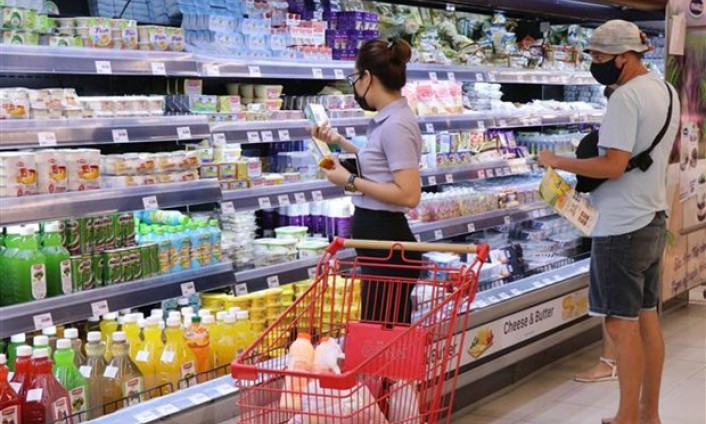 Tháng 7, tổng mức bán lẻ hàng hóa, doanh thu dịch vụ tiêu dùng tăng 42,6%