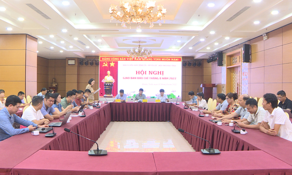 Hội nghị giao ban báo chí tháng 8 năm 2022