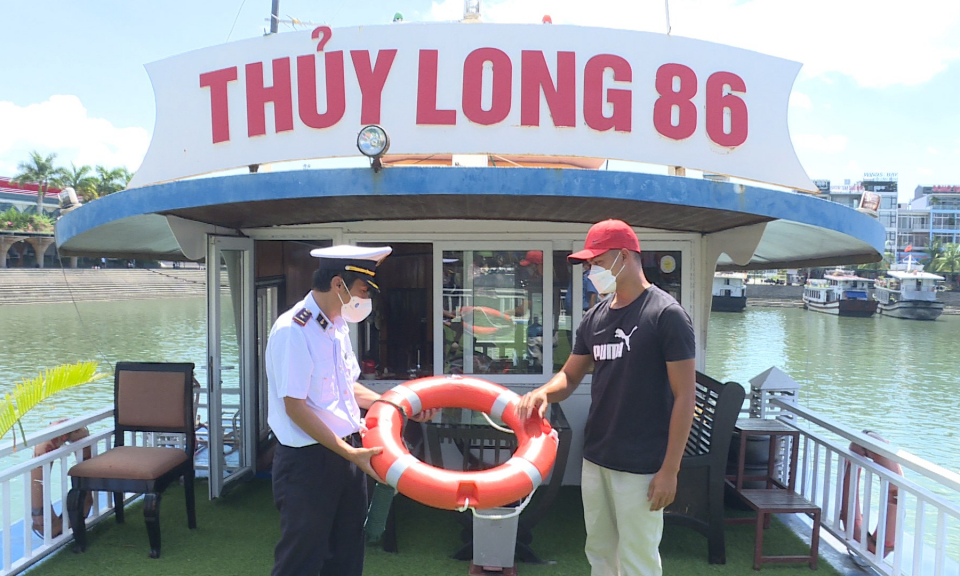 Hiệu quả phong trào “Văn hóa giao thông với bình yên sông nước” 