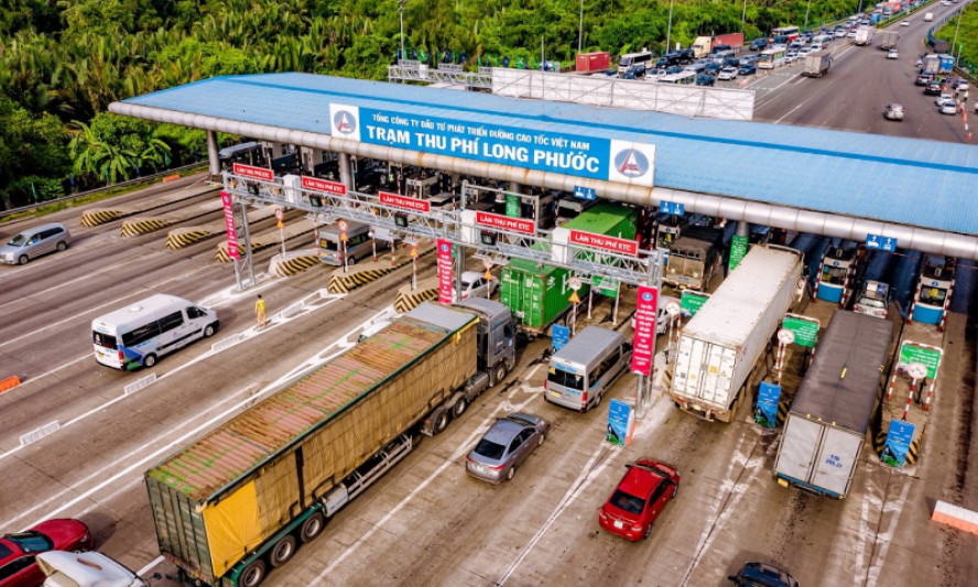 Thu phí không dừng trên đường cao tốc: Lỗi từ hệ thống phần mềm đến lỗi “quên” của chủ xe