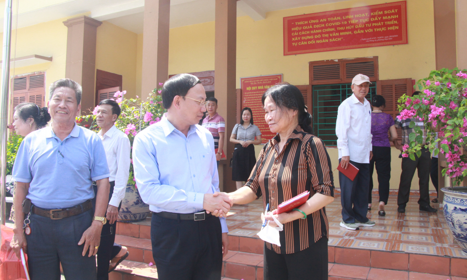 Bí thư Tỉnh ủy dự sinh hoạt chi bộ khu Vĩnh Xuân, phường Mạo Khê (TX Đông Triều)