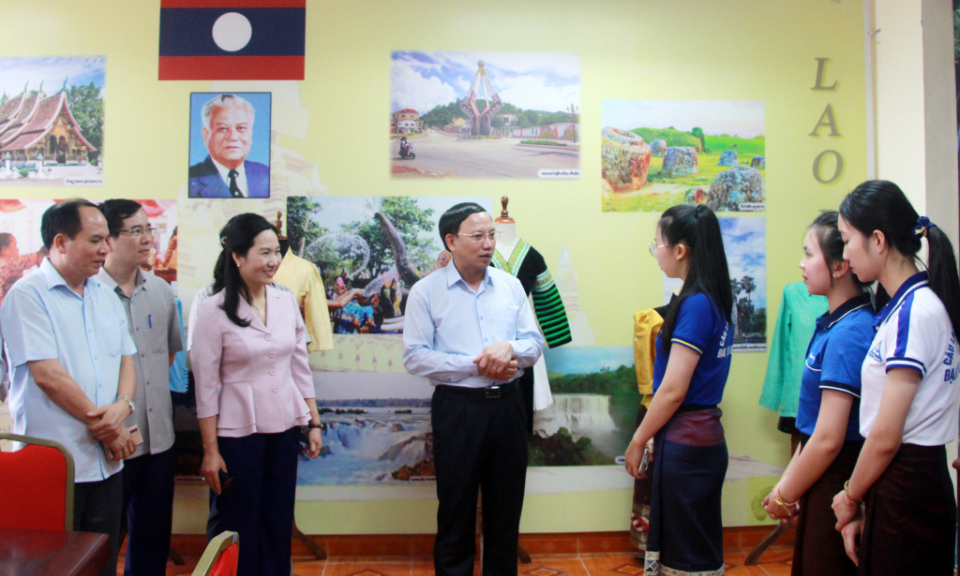 Thường trực Tỉnh ủy làm việc tại Trường Đại học Hạ Long