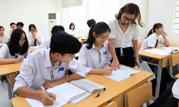 Ban hành Chương trình Giáo dục thường xuyên mới cấp THPT