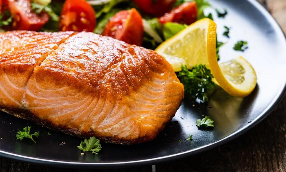 Mối liên hệ giữa tuổi thọ và ăn cá thường xuyên