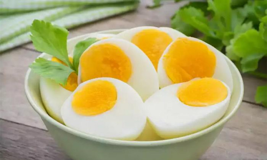 Lý do bạn không nên ăn quá 2 quả trứng trong một ngày