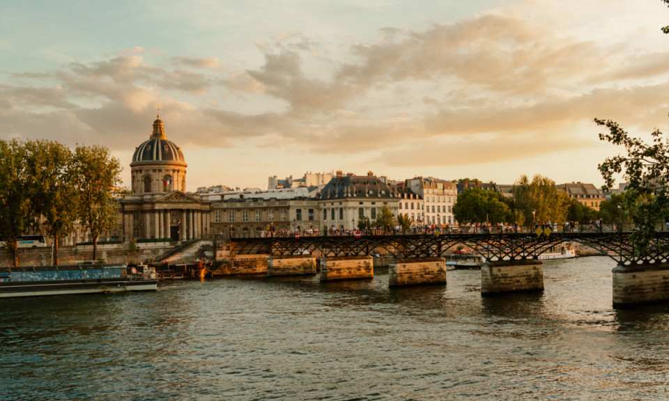 Đêm hè Paris dưới ống kính chàng trai Việt