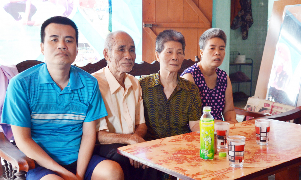 Có một nỗi đau dài theo năm tháng
