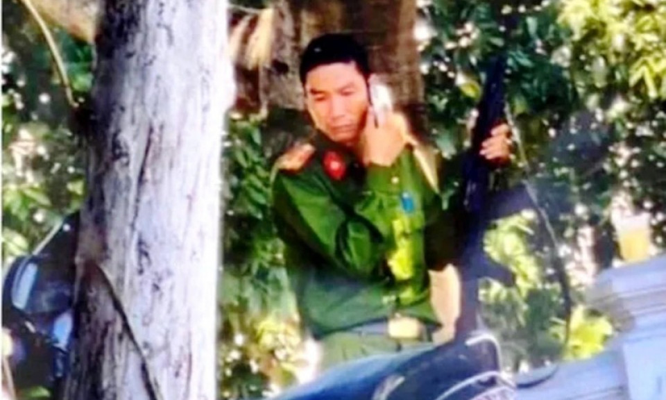 Khởi tố nguyên cán bộ trại giam nổ súng cướp tiệm vàng ở Huế