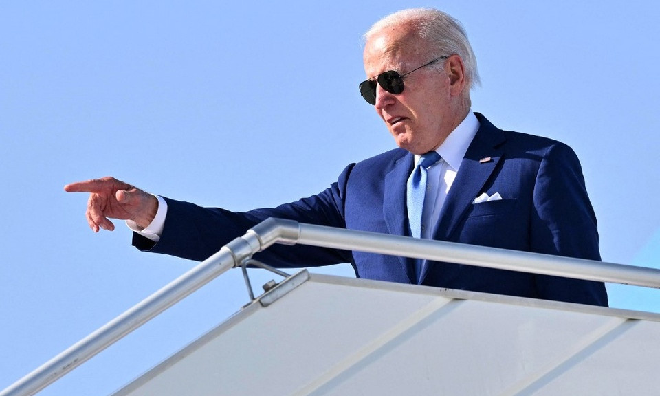 Ông Biden tái xuất