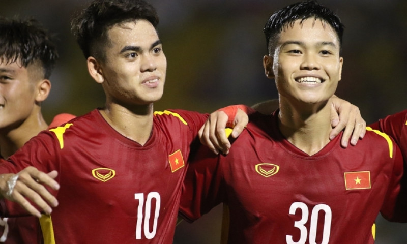 Việt Nam vào chung kết U19 Quốc tế 2022
