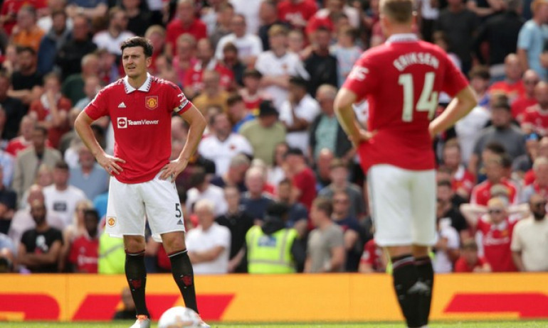 MU thua sốc Brighton trong ngày Ronaldo bị tống lên ghế dự bị