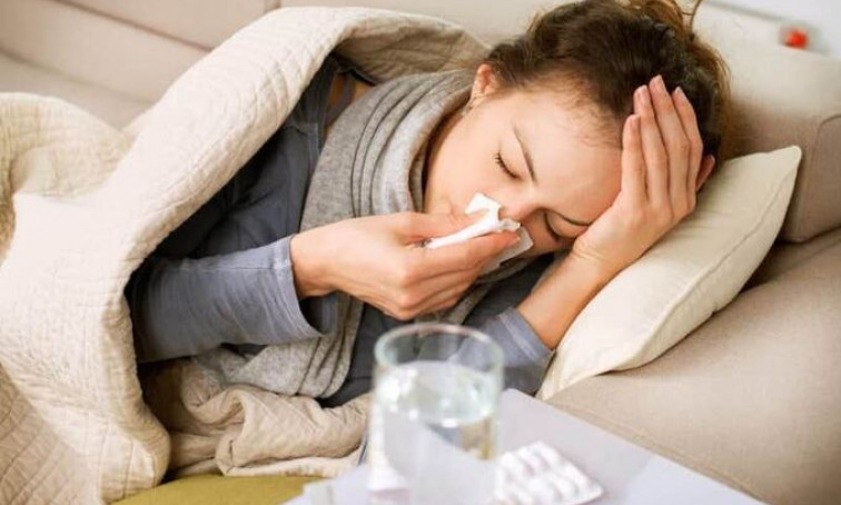 2 lưu ý khi điều trị cúm A tại nhà tránh bệnh trở nặng