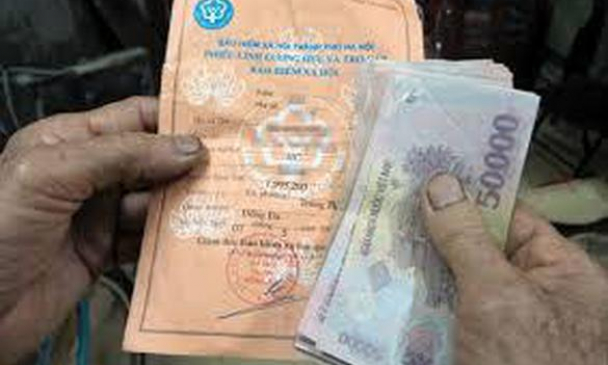 Sỹ quan chuyển ngành tính lương hưu thế nào?