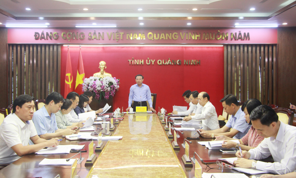 Giao ban Thường trực Tỉnh ủy