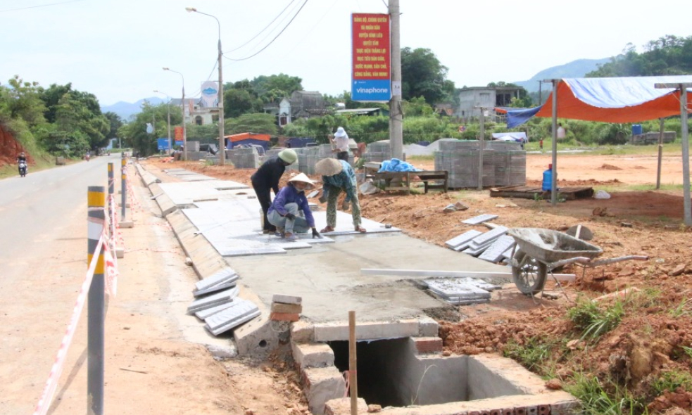 Tập trung nguồn lực đầu tư cơ sở hạ tầng đồng bộ, hiện đại
