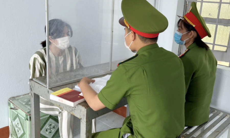 Đề nghị truy tố 2 đối tượng chuyên lừa đảo tại các tiệm vàng