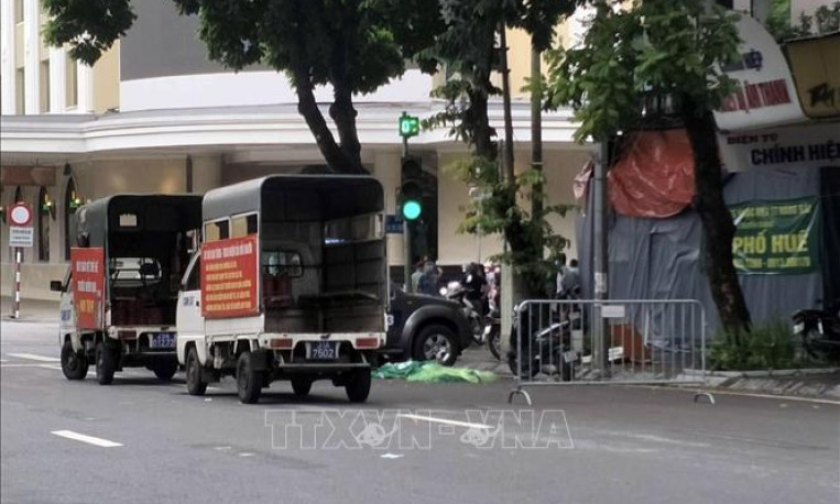 Hà Nội: Điều tra nguyên nhân vụ trọng án trên phố Hàng Bài