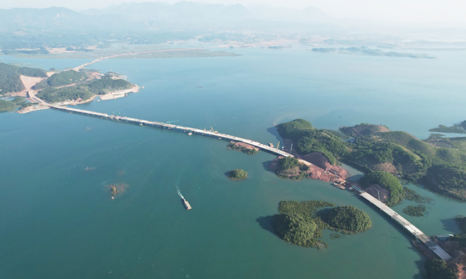 云屯—芒街高速公路——全国桥梁最多之路