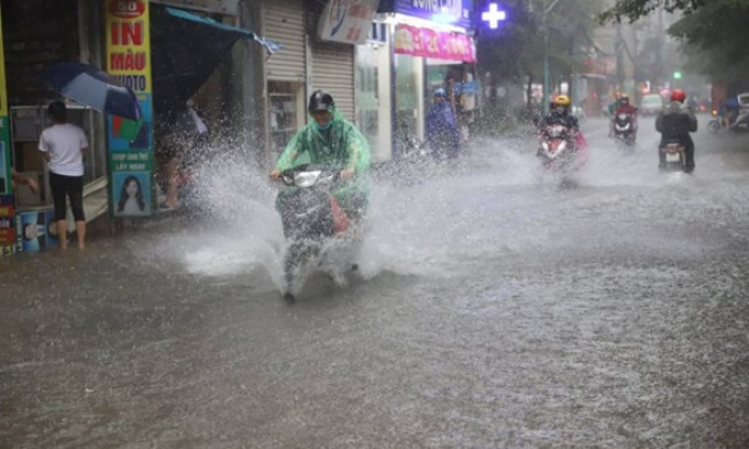 Ngày 12/8, Bắc Bộ và Thanh Hóa tiếp tục có mưa to đến rất to