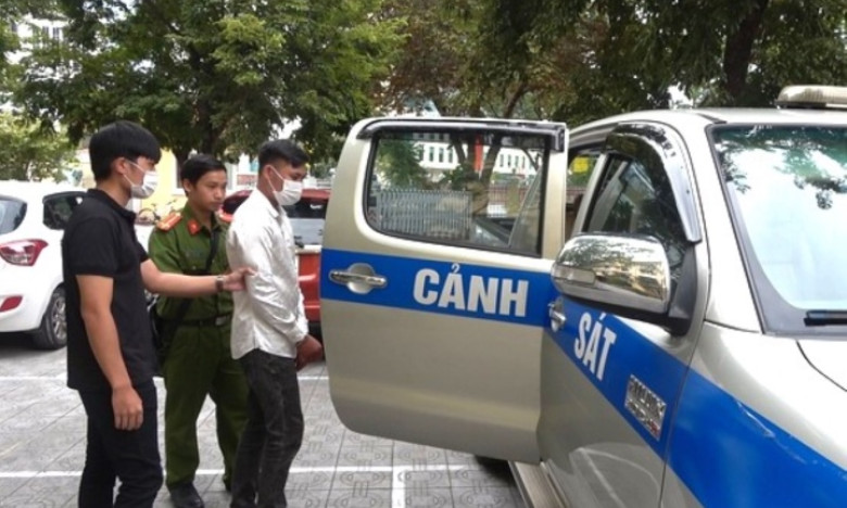 Tạm giữ hình sự kẻ cho vay nặng lãi 365%/năm, đánh con nợ nhập viện