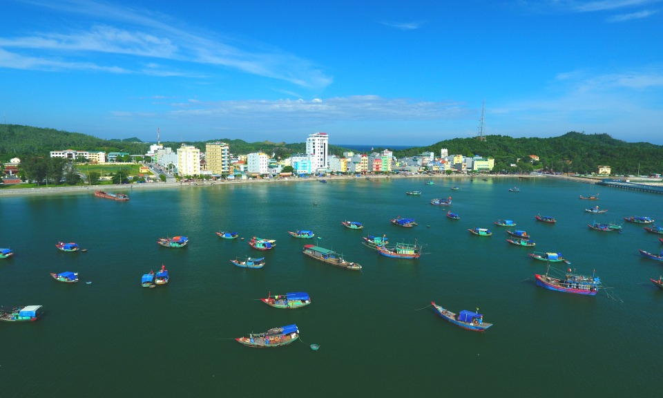 Bừng sáng đảo ngọc Cô Tô