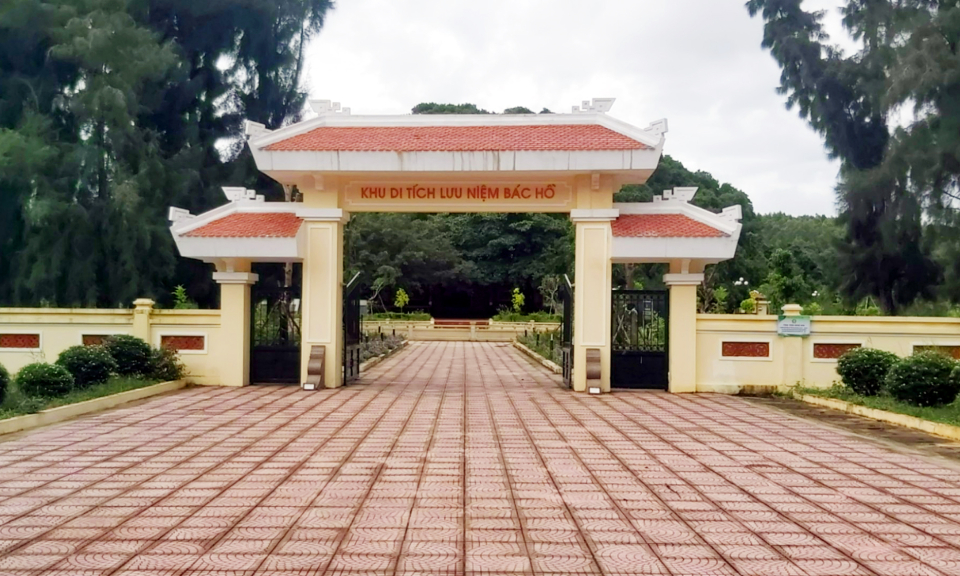 Trải nghiệm mới với Khu lưu niệm Bác Hồ trên đảo Ngọc Vừng