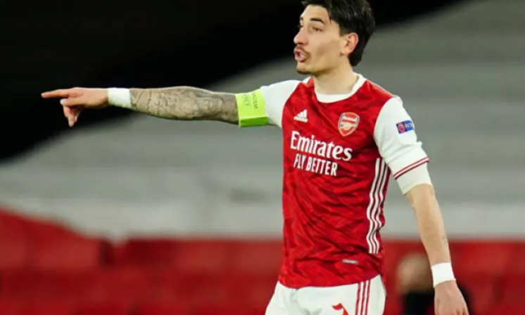 Barca nhập cuộc chiêu mộ hậu vệ Arsenal