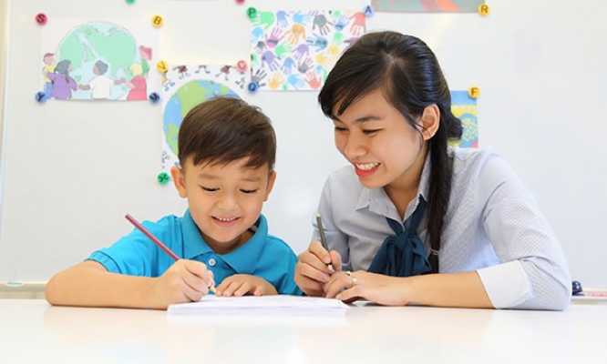 Sinh viên ngành nào làm gia sư dạy kèm tiếng Anh hiệu quả?