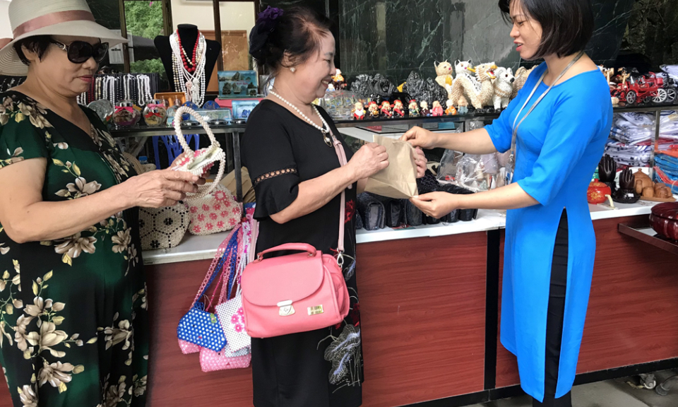 Du lịch không rác thải nhựa