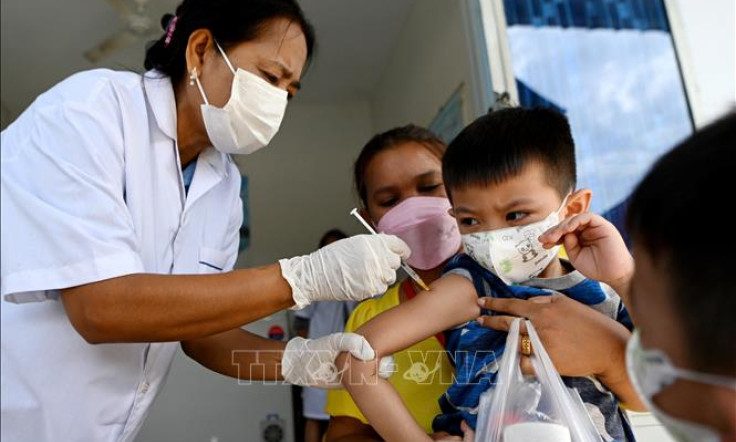 Biến thể phụ BA.4 và BA.5 của Omicron đang lây lan tại Campuchia