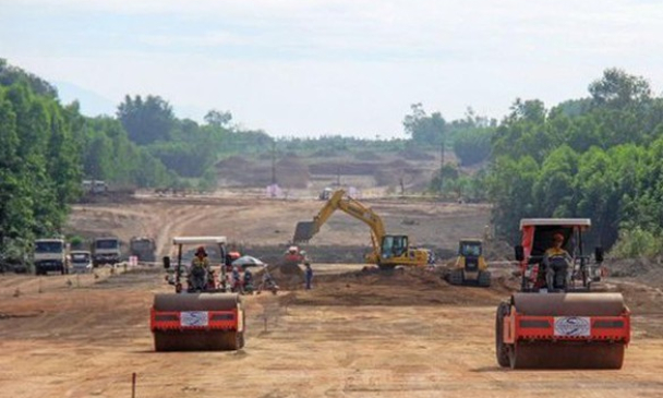 Đất đắp phục vụ dự án đầu tư công có cần cấp phép khai thác?