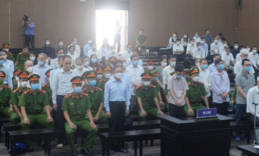 Cựu Bí thư Bình Dương Trần Văn Nam bị đề nghị 9 - 10 năm tù