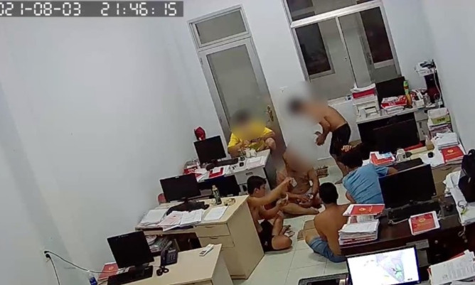 Xác minh thông tin PGĐ Văn phòng đăng ký đất đai ở Bến Tre đánh bài tại cơ quan