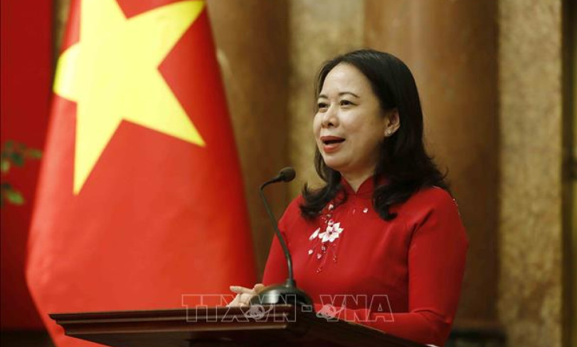 Phó Chủ tịch nước Võ Thị Ánh Xuân dâng hương tưởng nhớ Chủ tịch Tôn Đức Thắng