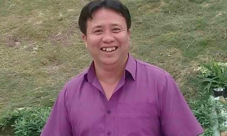 Người phụ nữ đang đi đường bất ngờ bị chém nhiều nhát vào mặt